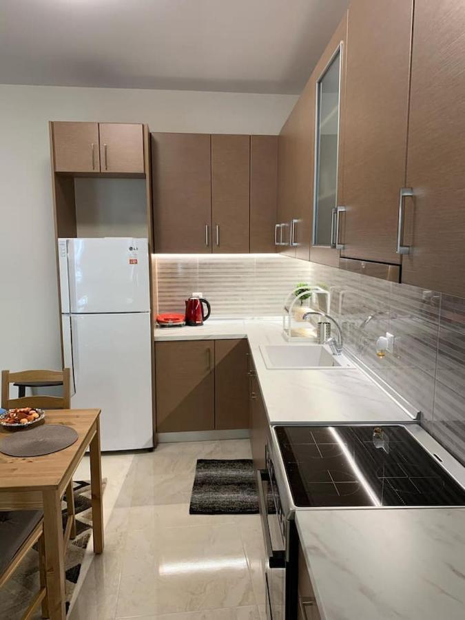 Renovated Apartment In The Center Of Larisa ภายนอก รูปภาพ